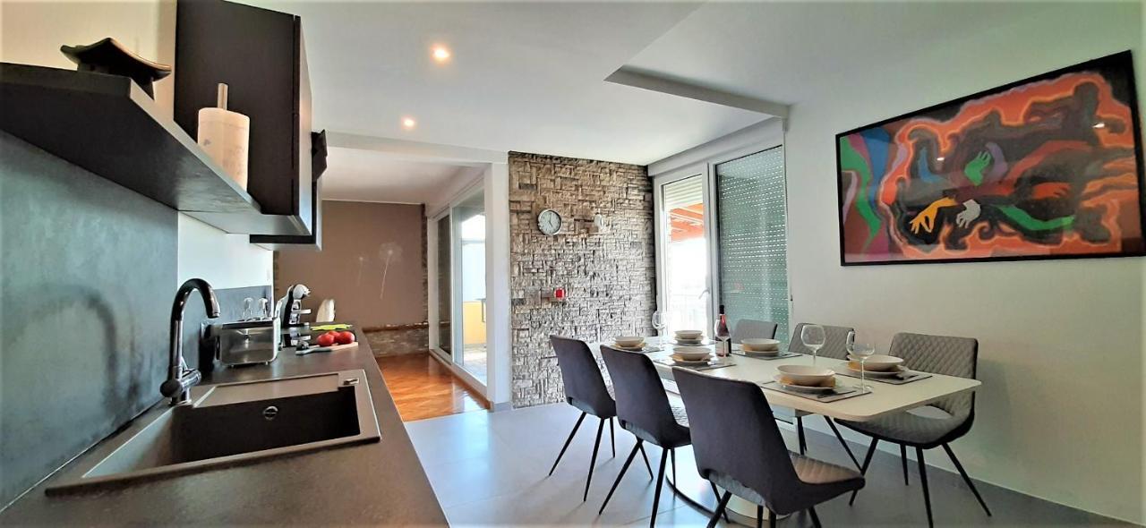 Apartment With Heated Pool, Villa Regina PUY Eksteriør bilde